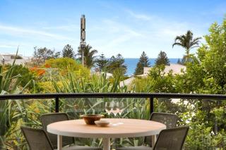 Beach Luxury, Ocean Views & Pool - 3