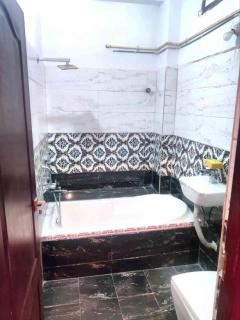 Al Bahroon Family Residency - 1