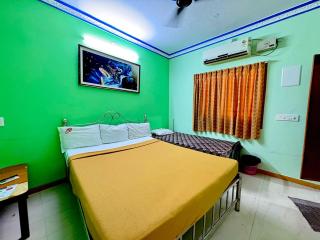 DPD Beach Hotel - 1
