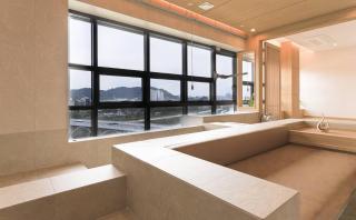 ALMOND Hotel - 7