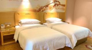 Vienna Hotel Guangxi Hezhou Guposhan Suifeng - 2