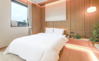 ALMOND Hotel - 9