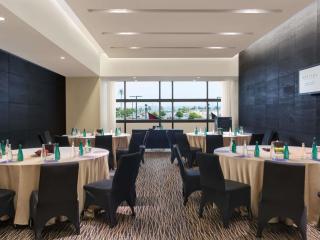 Sofitel Abu Dhabi Corniche - 3