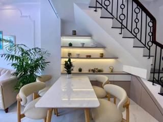 Sunrak House - 7