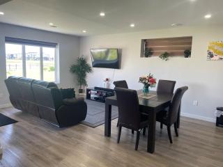 Lakeview 2Bedroom Walkout Suite with Trail View - 6
