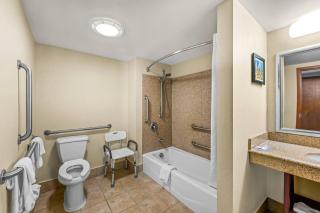 Comfort Suites Near Gettysburg Battlefield Visitor Center - 7