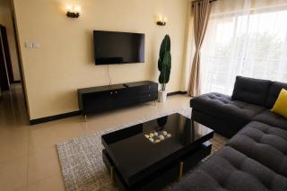 Kilimani 3BR - Pool - WiFi - City Views - 7