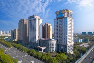 Longqi Jianguo Hotel Kunshan - 1