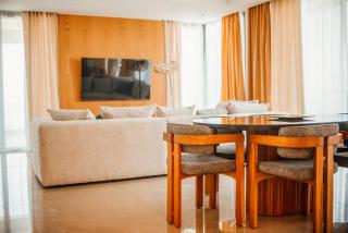 PEARL Family 3-BR Penthouse - 150m Beach & Free Parking - 5