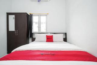 RedDoorz near Universitas Palangkaraya 2 - 3