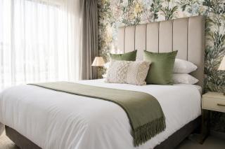 Luxury Midrand Apartment with Home Office - 0