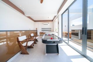 Hippo House - 8