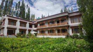 Gyalu's Residency - 3