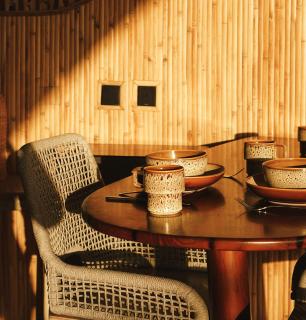 Kini Resort - Luxury Beachfront Bamboo Resort - 4
