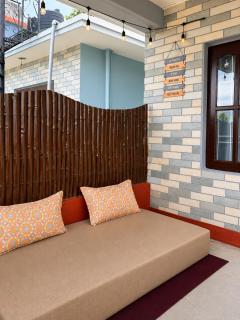 Himalune Nomad Guest House - 8