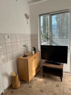 Marigold Studio Rooms - 2
