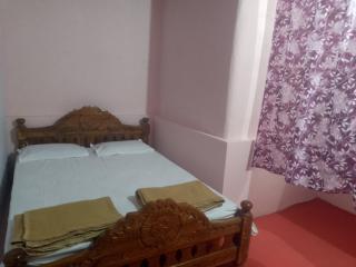 Emmanuel Home Stay Ac and Non Ac - 2