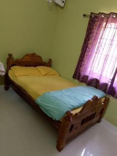 Emmanuel Home Stay Ac and Non Ac - 3