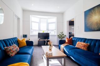 Bella House - 3 bed house in Glasgow - 4