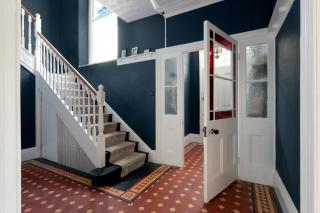 Glorious 6 bed detached Victorian Villa by the sea - 3