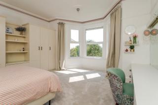 Glorious 6 bed detached Victorian Villa by the sea - 2