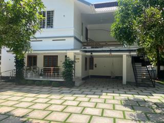 Bright Nest Service Villa Munroe - 0