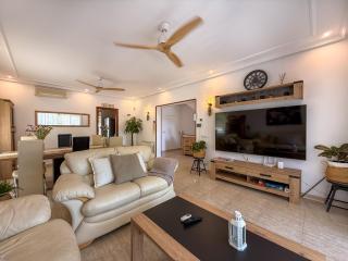Villa Claudia by Hello Homes Sitges - 2