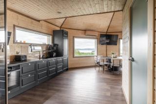 Villa Kalliohylly Lake Inari Luxury Retreat - 4