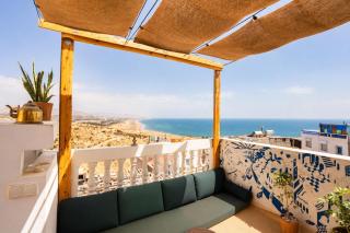 Tazuri Surf House - 0