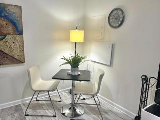 Bsmnt 2320 One Bd Private BSMNT APT 20m DC 5min Dulles 2m Metro - 6