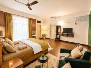 Spacious 2BHK Apartment in Guwahati by Homeyhuts - 6