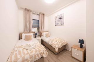 The Green- 2 Bed Flat near Aberdeen Ferry Terminal - 3