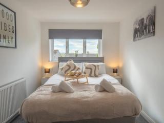 Etive House - 3 bedroom stylish home - 0