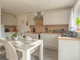 Etive House - 3 bedroom stylish home - 5