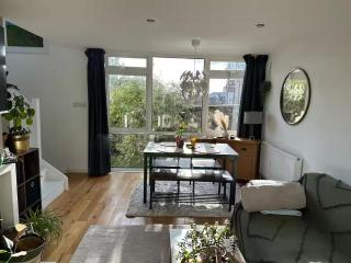 Cosy, central with parking - The Cornish Casa - 3