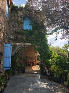 Bademli Stone House - 9