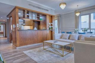FIRST CLASS 2BR with full BURJ KHALIFA and FOUNTAIN VIEW - Dubai - 2