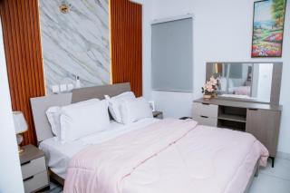 Pantheon Luxury House - 1