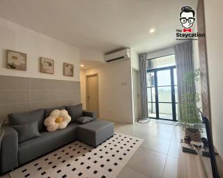 Staycation Homestay 90 D'Millenia near Unimas - 2