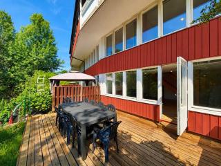 3 Floor Villa With 6 Bedrooms For Workers Near Volvo - 9