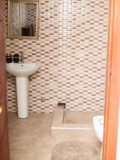 Haven Courtz Residence - 4