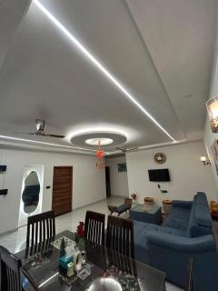 Chic & Modern Getaway with Designer Interiors - 3