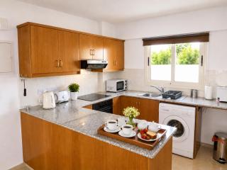 First floor 2 bedroom apartment, large balcony, amazing sea views, communal pool - 7