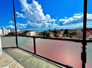 Sea View Quad Premium 1st - 7