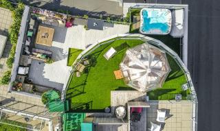Jungle Dome Penthouse with Jacuzzi & Parking in City Center - 2