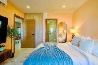 Seaside 2BR Roof Top Pool Ocean View Beach Walk - 1