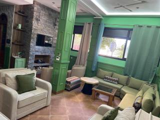 Green vintage house - 2