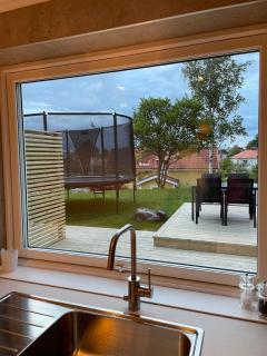 Modern lägenhet i del av villa - 4