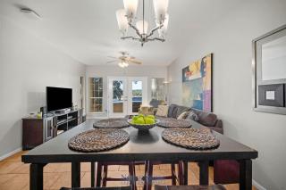 Villa 1104 - Great Lake View with a king bed - 9