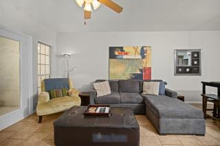 Villa 1104 - Great Lake View with a king bed - 7
